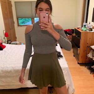 Green flowy mini skirt